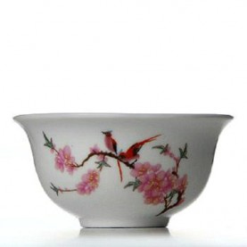 Фарфоровая пиалочка "Сакура"